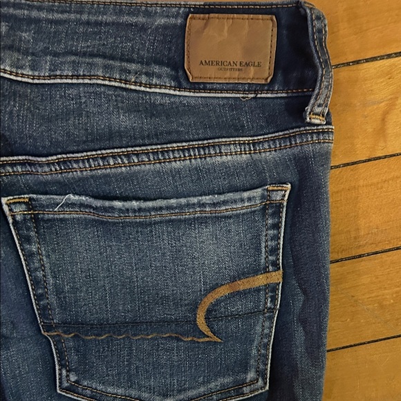 EUC American Eagle Outfitters Distressed Artist Flare Distressed Blue Jeans - Picture 10 of 13